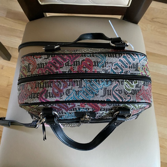 Juicy Couture Lock N Chain Satchel Handbag - Picture 6 of 11